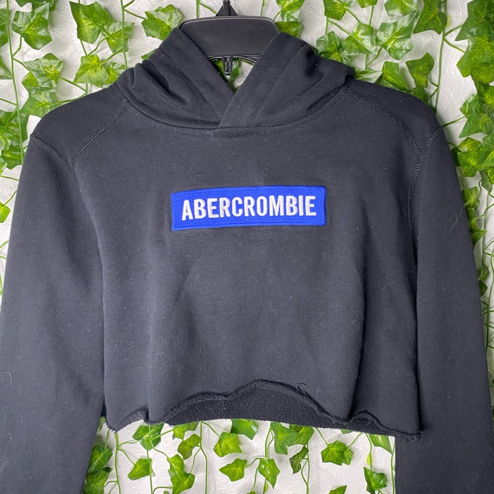 Monogrammed Abercrombie Cropped hoodie